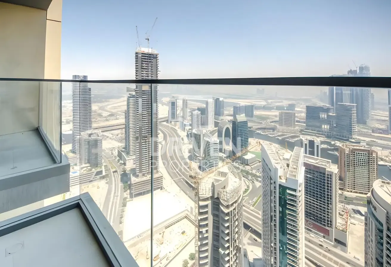 High Floor | Modern Furnishings | Community Views