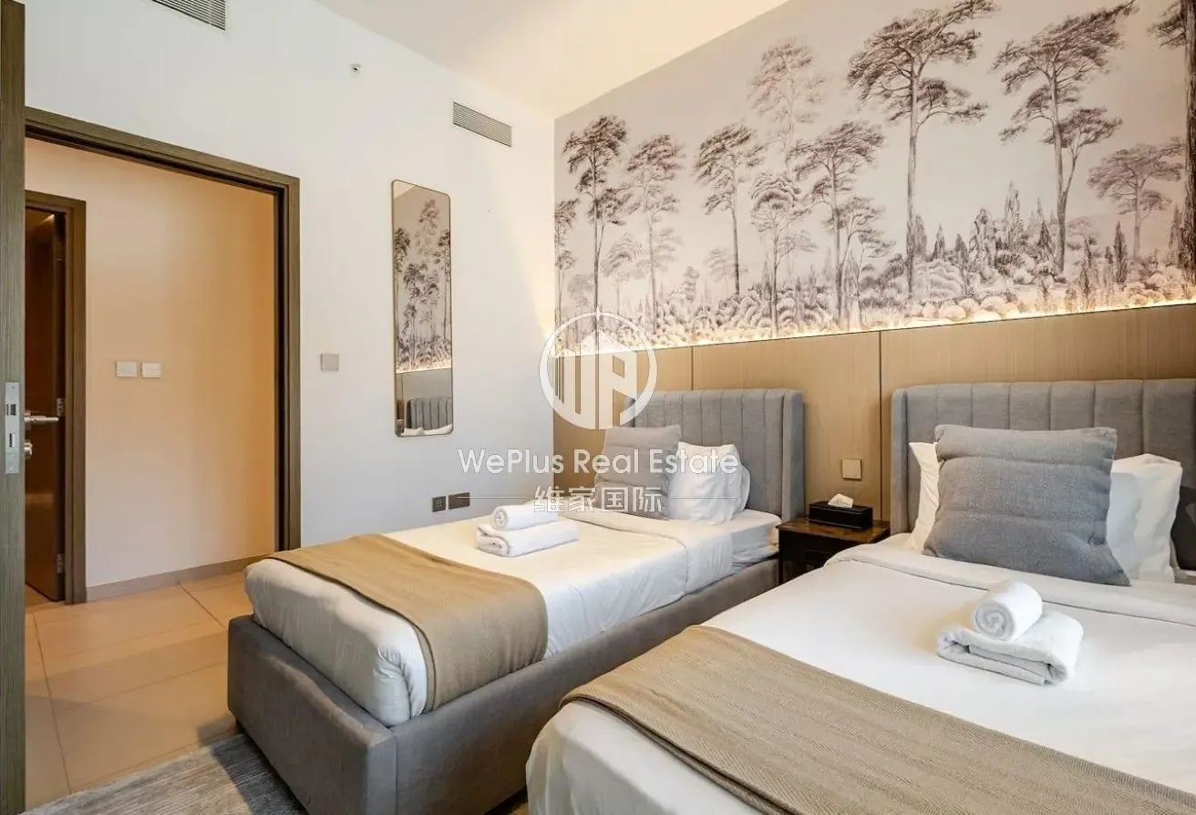Burj Khalifa View | Fully Furnished | Vacant