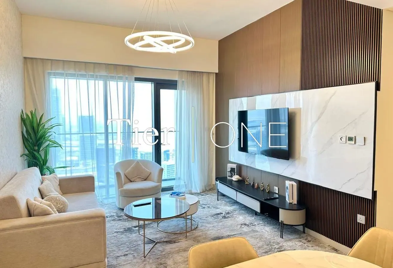 FULLY FURNISHED |SPACIOUS LAYOUT | VACANT NOW