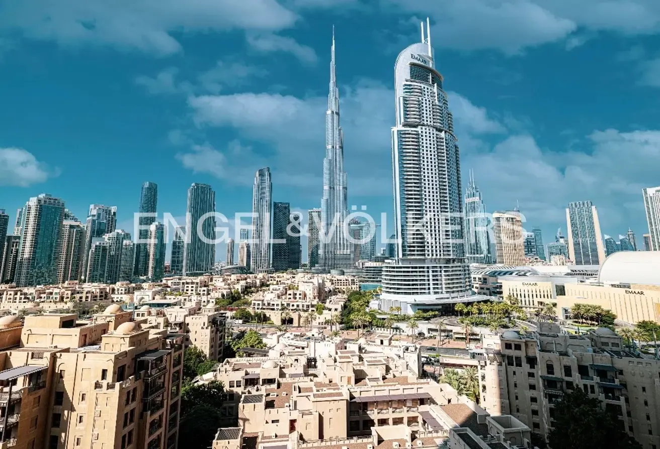 Burj Khalifa View | Fully Furnished I Vacant