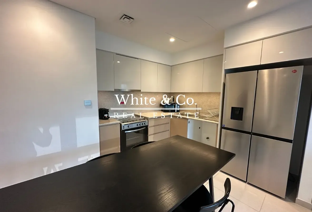 2 BEDROOM | FULLY FURNISHED | BURJ VIEWS