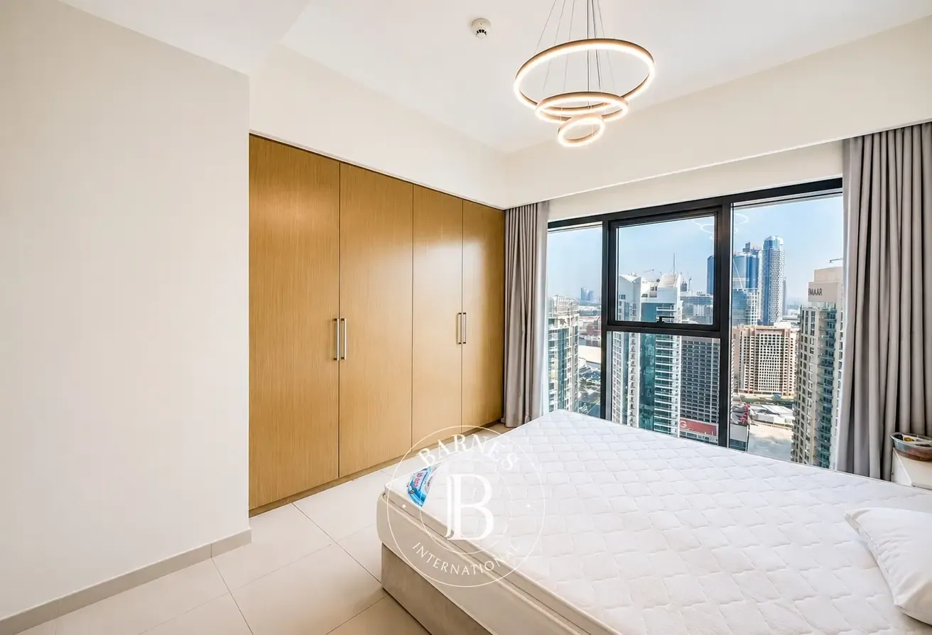 Close to Burj Khalifa and Dubai Mall | Furnished