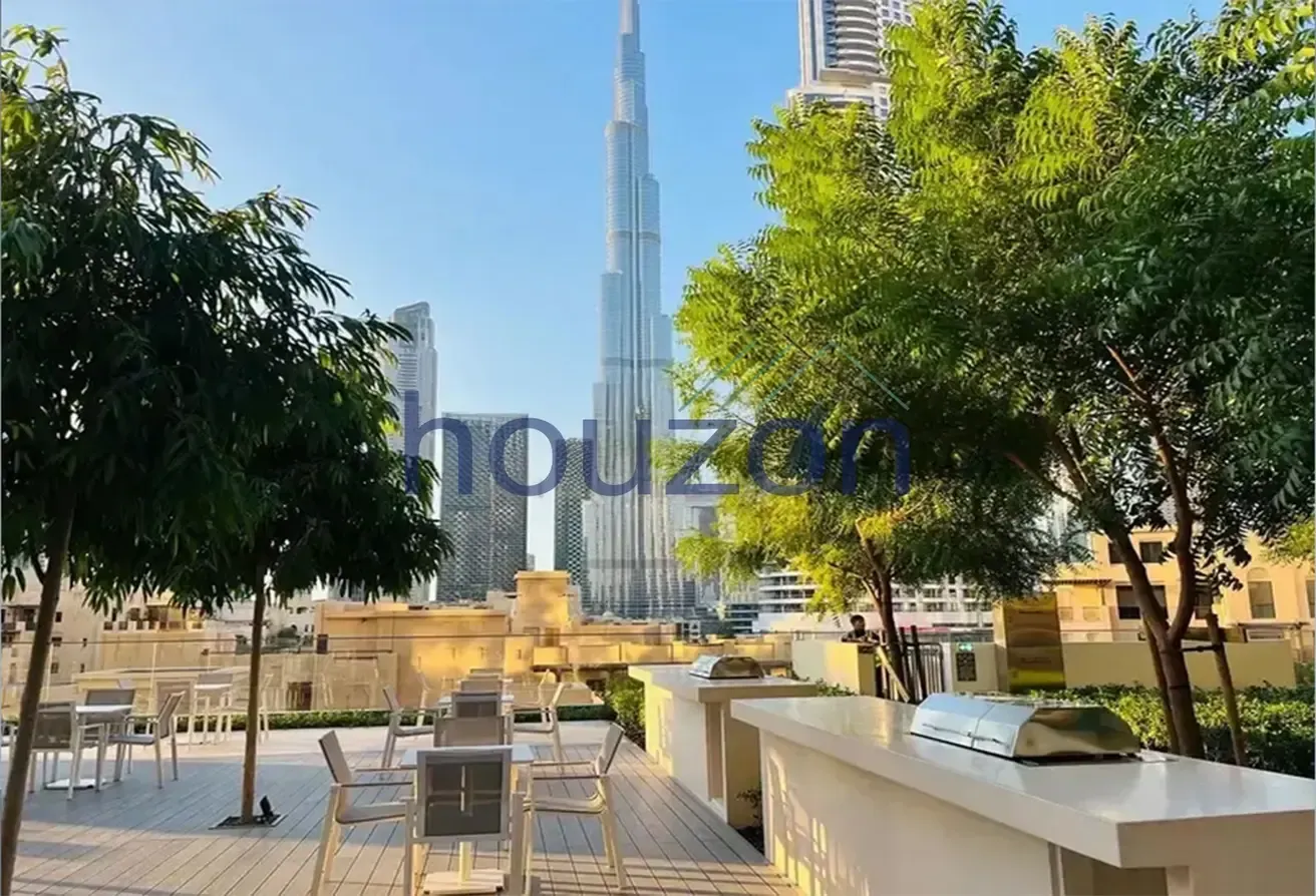Burj Khalifa View 2BR | Furnished | Vacant