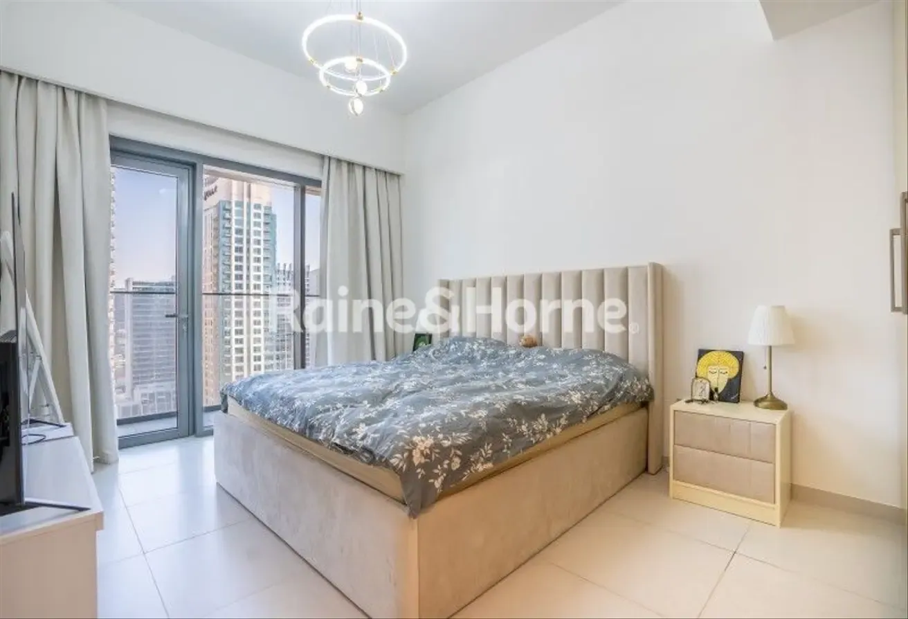 2 Bedrooms l Great Location l Fully Furnished