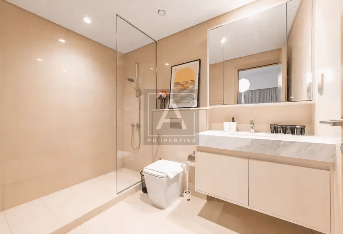 FULLY FURNISHED | STUNNING VIEW | READY TO MOVE