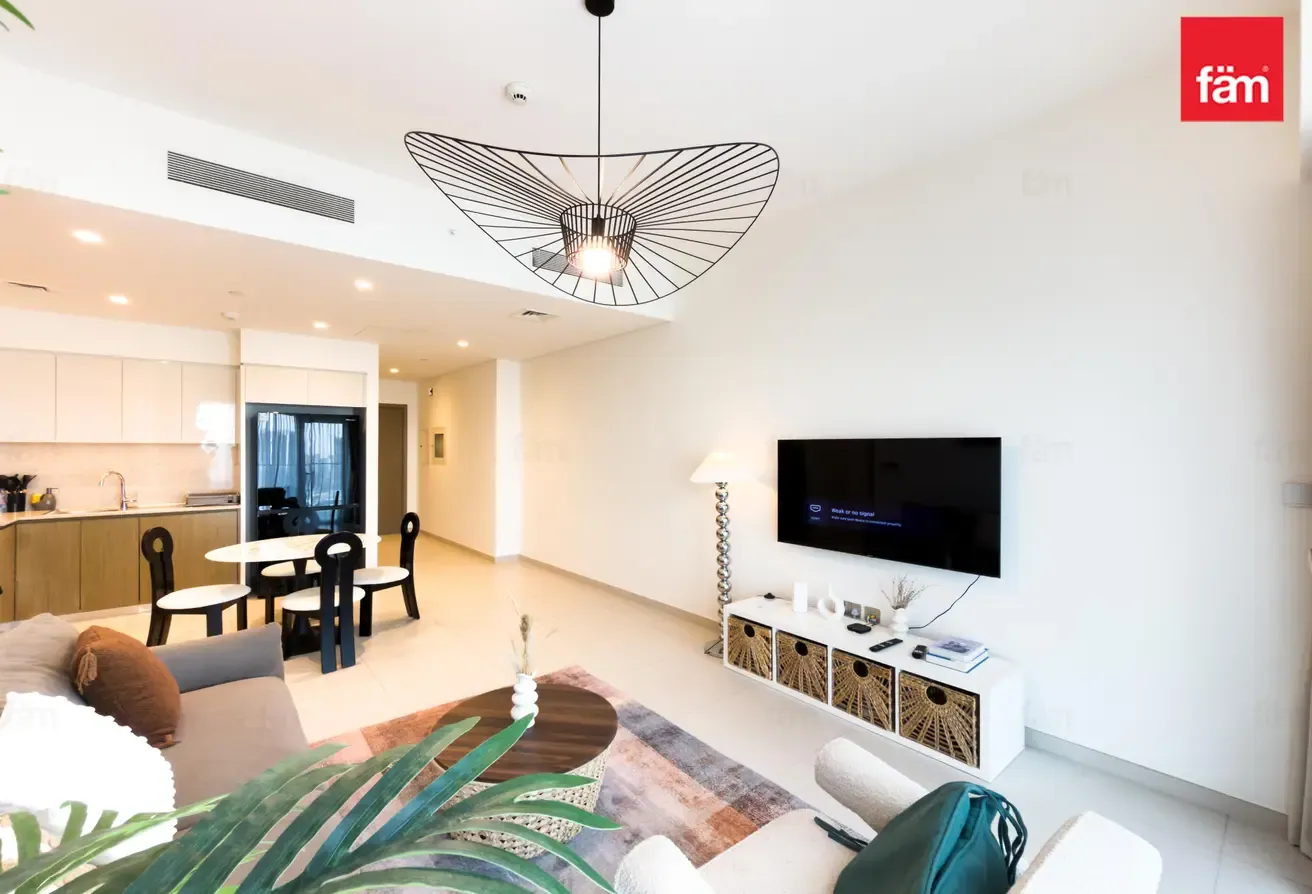 FULLY FURNISHED 2 BR | SEA VIEW | HIGH FLOOR