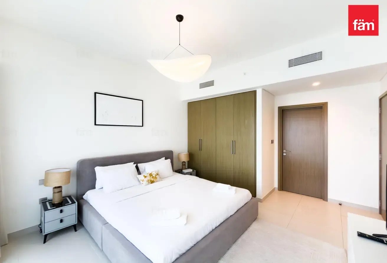 FULLY FURNISHED 2 BR | SEA VIEW | HIGH FLOOR