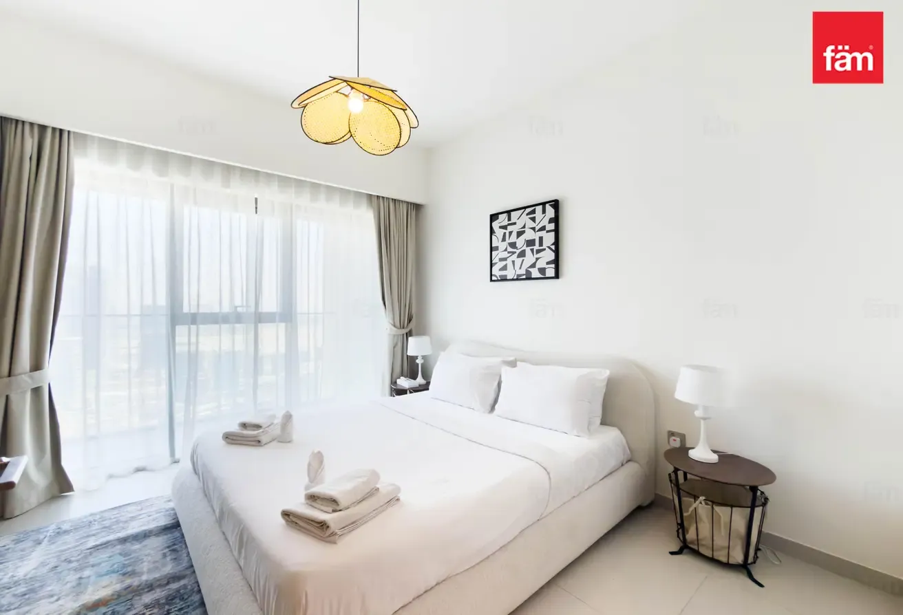 FULLY FURNISHED 2 BR | SEA VIEW | HIGH FLOOR