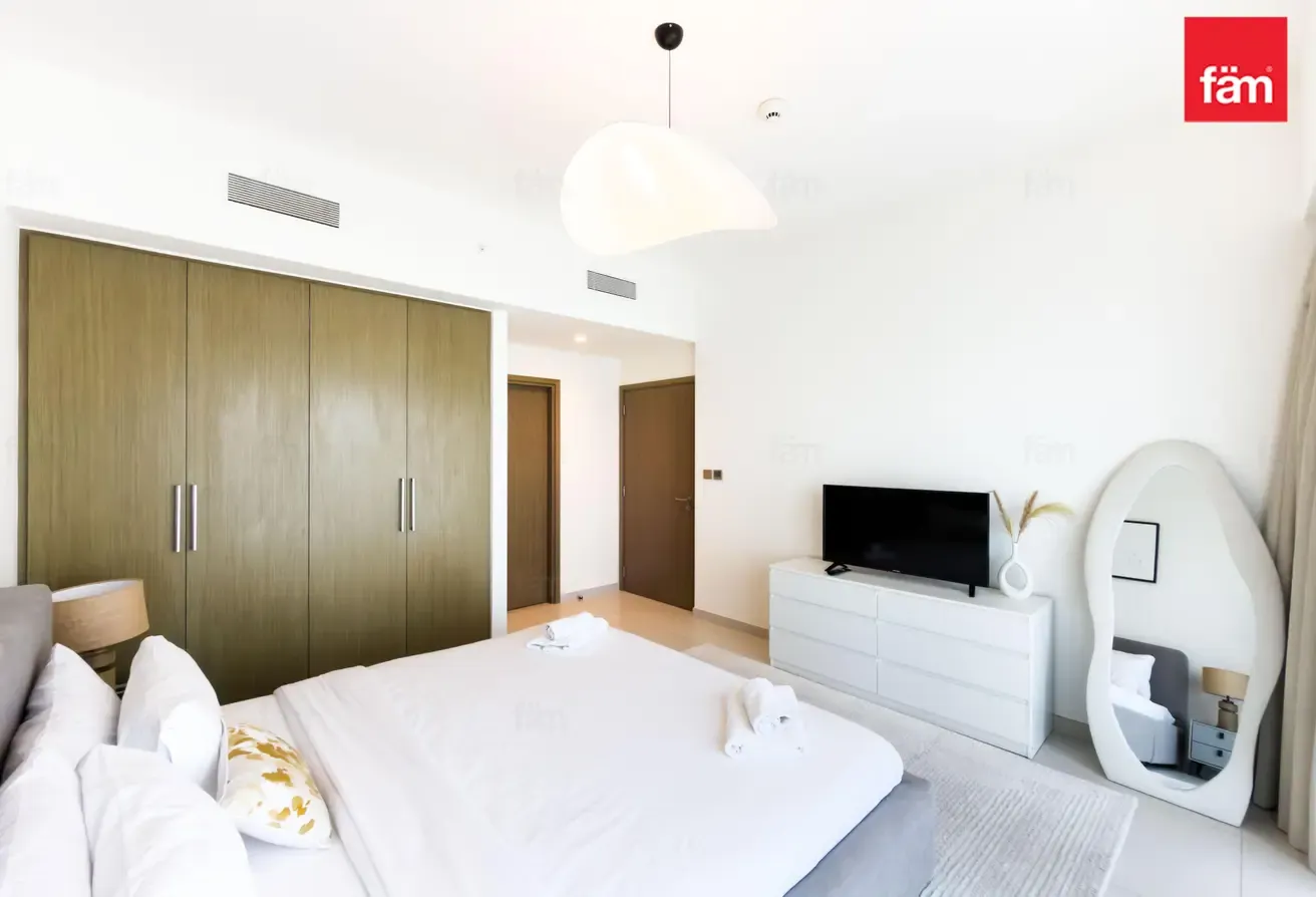 FULLY FURNISHED 2 BR | SEA VIEW | HIGH FLOOR