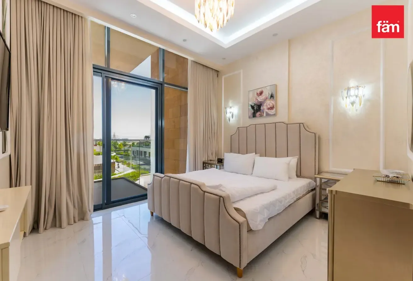 High Floor | Large Layout | Prime Location
