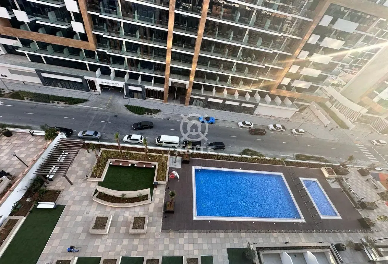 Cozy Studio | Pool View | Vacant Unit