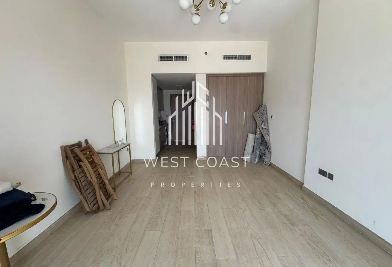Burj View | Semi Furnished | Chiller Free