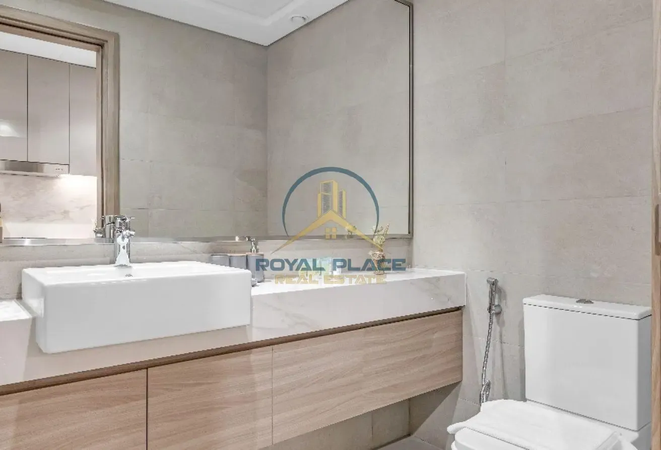 Fully Furnished Specious Studio Azizi Riviera