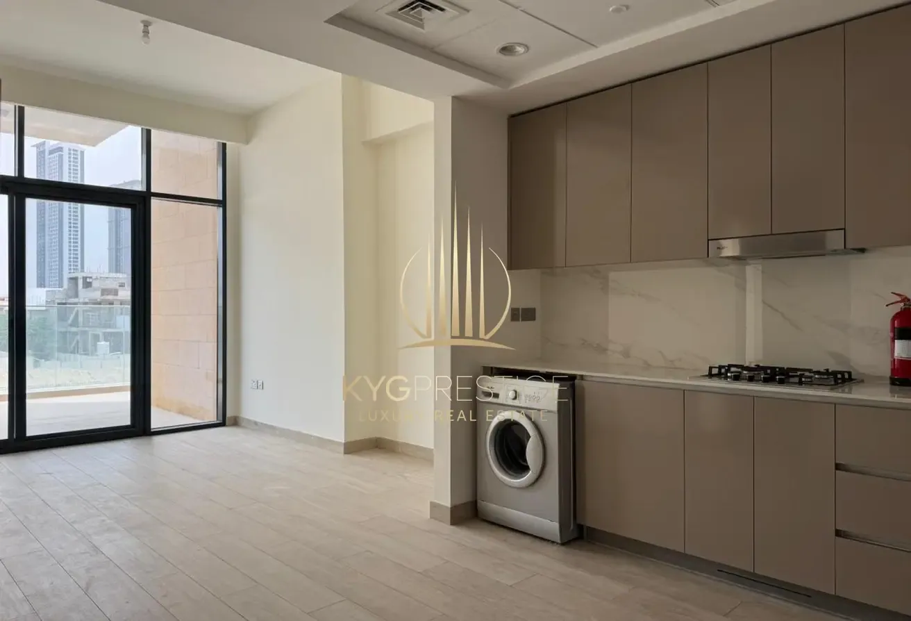 1BR with Large balcony | Vacant | Lagoon Views