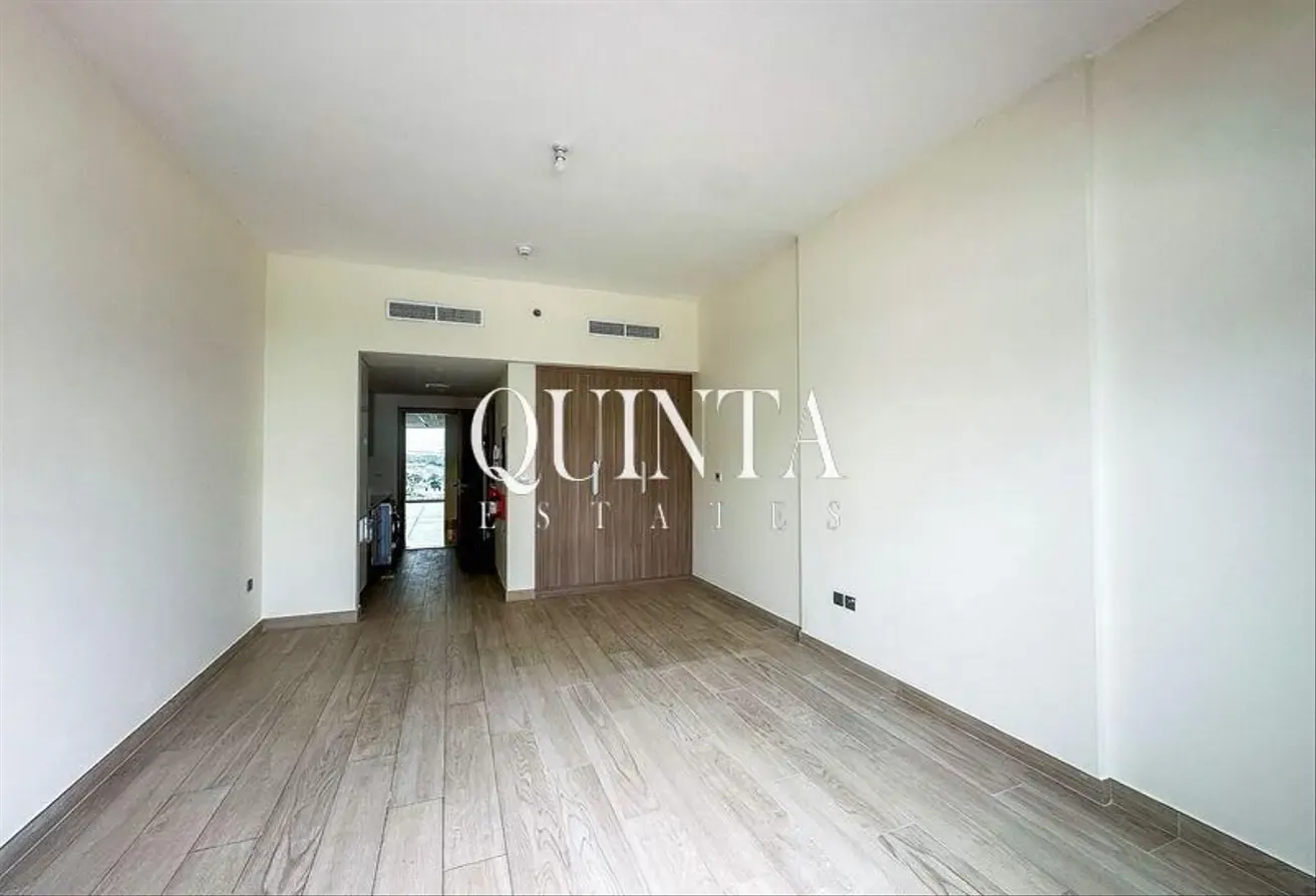 Burj Khalifa View | Unfurnished | Furnished