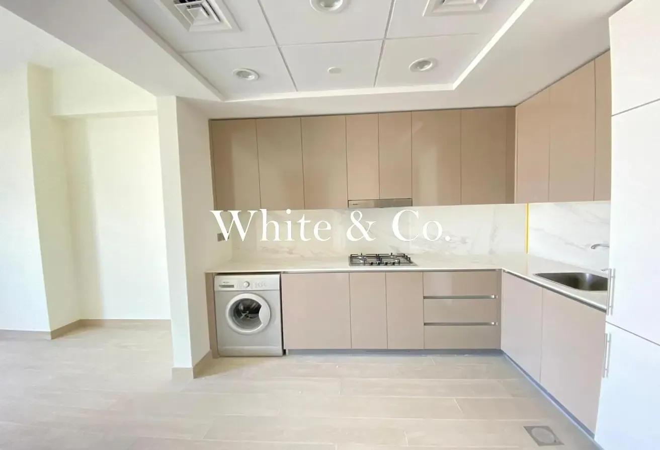 Unfurnished | 1 Bed | Move in ASAP