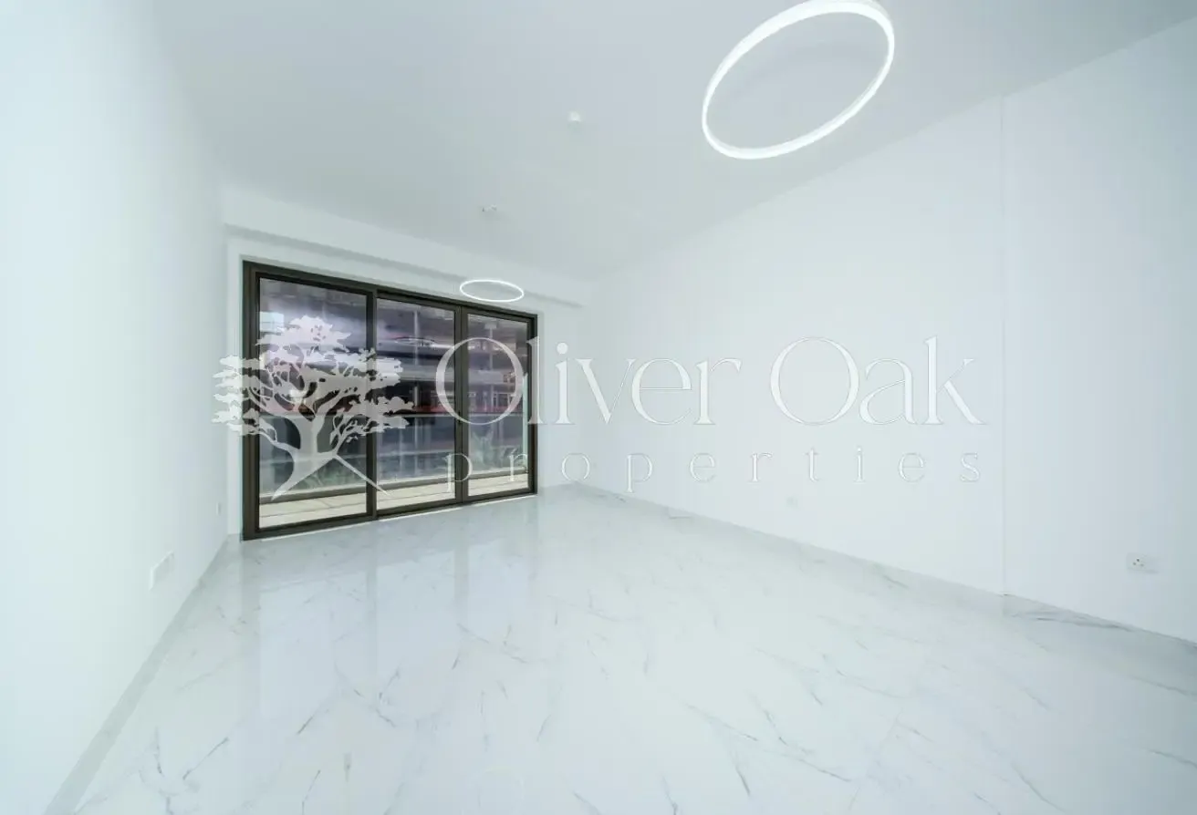 Ready to Move  | Brand New | Modern Finishes