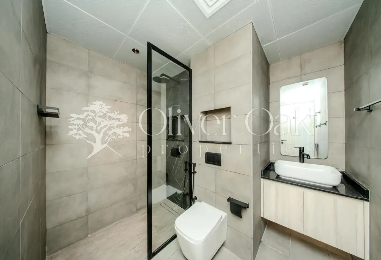Ready to Move  | Brand New | Modern Finishes