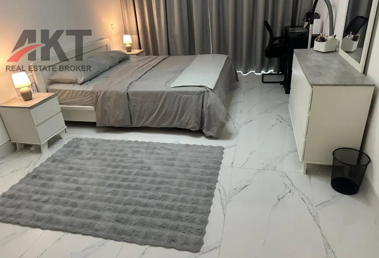 1 BED FULLY FURNISHED/COMMUNITY VIEW/VACANT AND READY