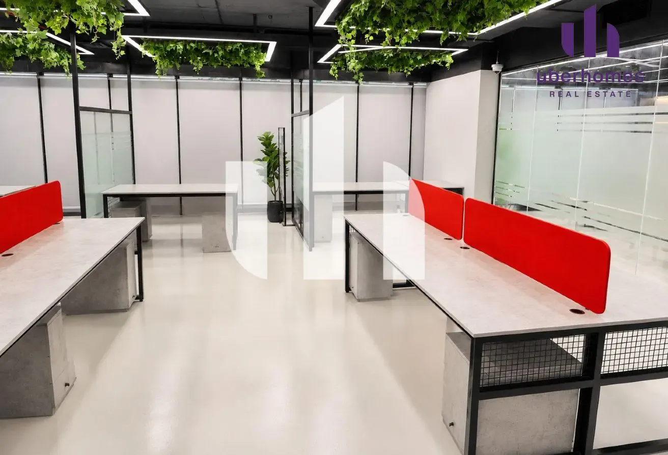 Grade A Office | High Floor | Uptown View