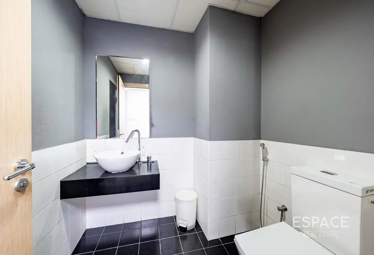 10% ROI Potential | Grade A | Corner Unit