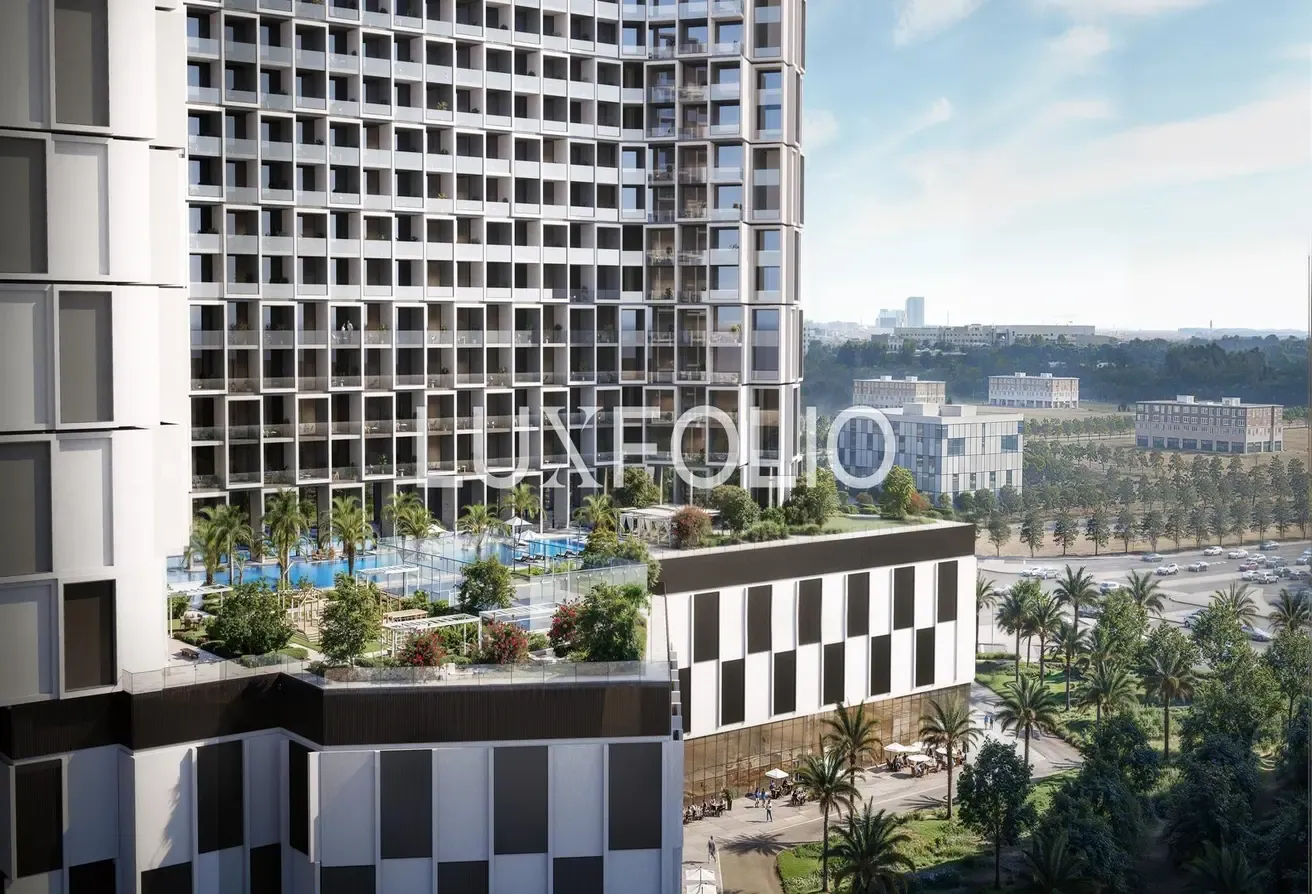 Prime Unit | Spacious | Road View
