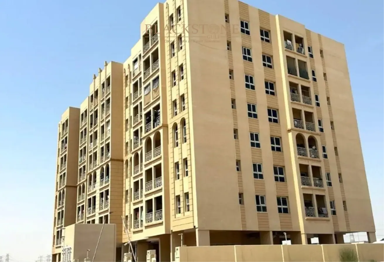 Staff Building | Ideal for White Collar Employees