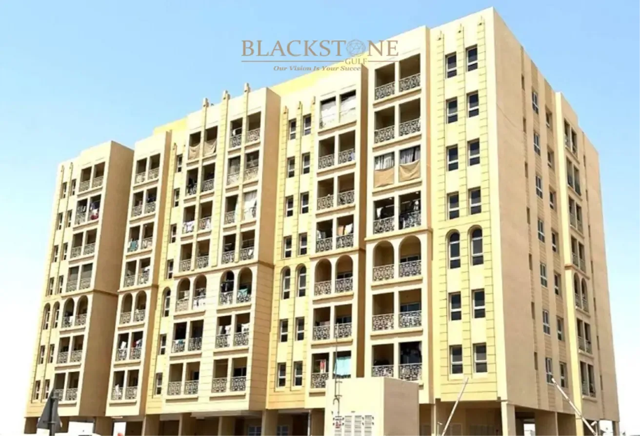 Staff Building | Ideal for White Collar Employees