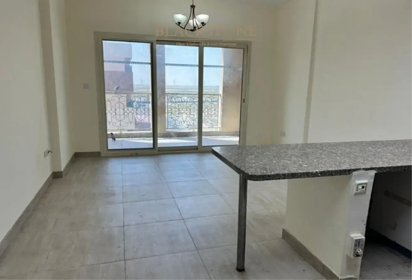 Staff Building | Ideal for White Collar Employees
