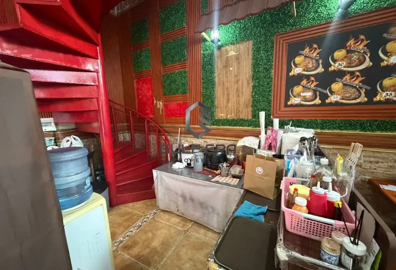Deira Freehold Shop | 2 Parking | VOT