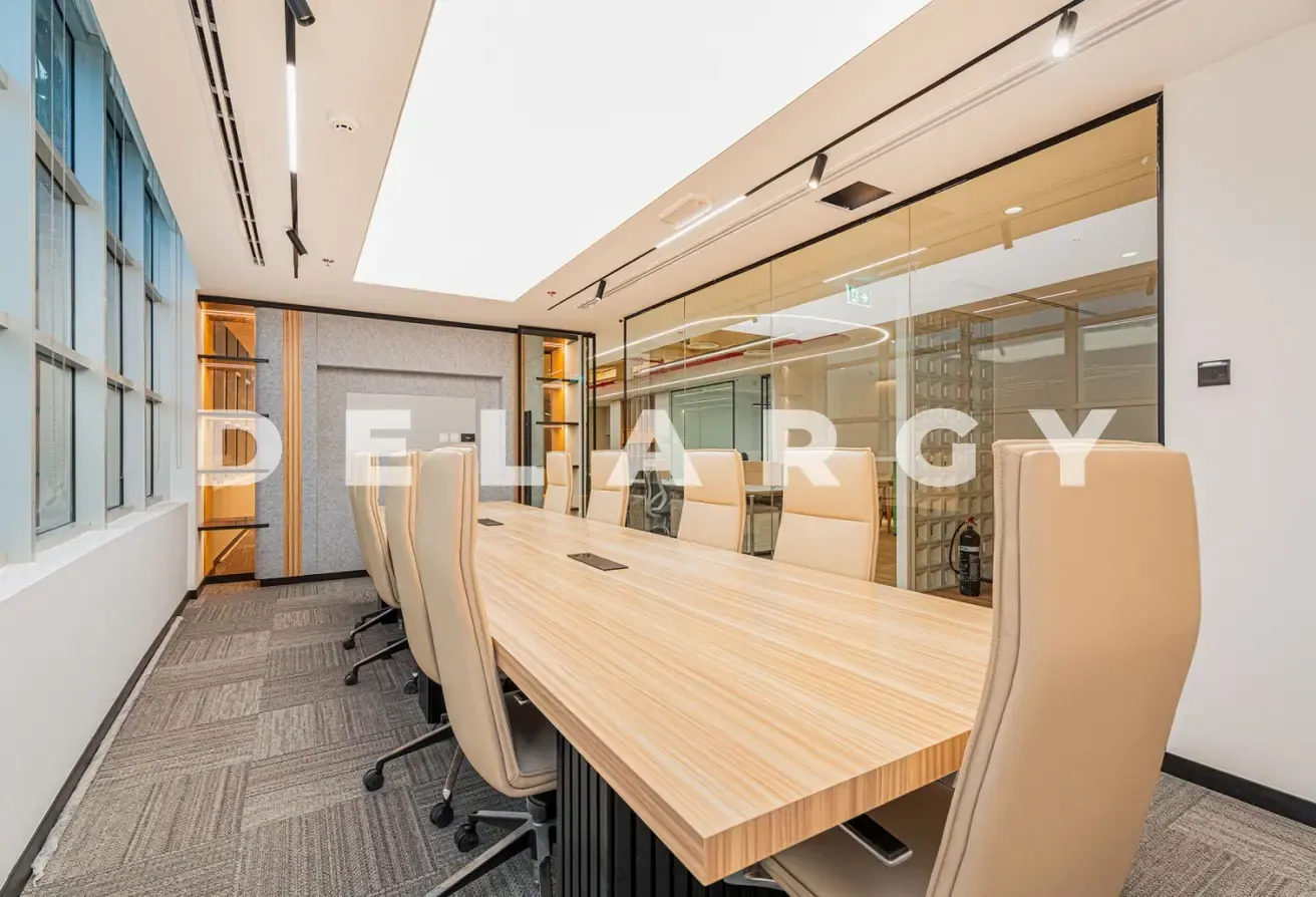 Turnkey  | 10 Parkings | One of A Kind Office