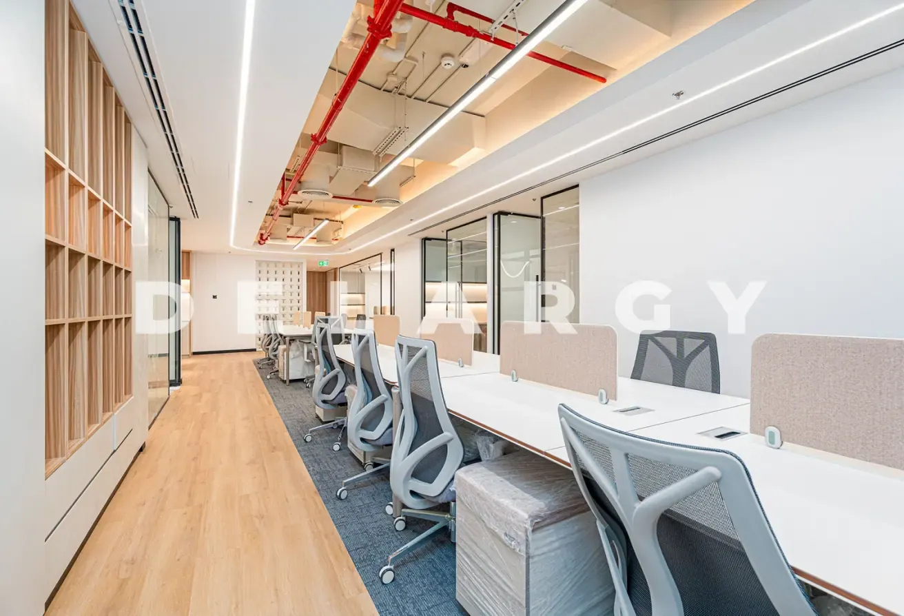 Turnkey  | 10 Parkings | One of A Kind Office