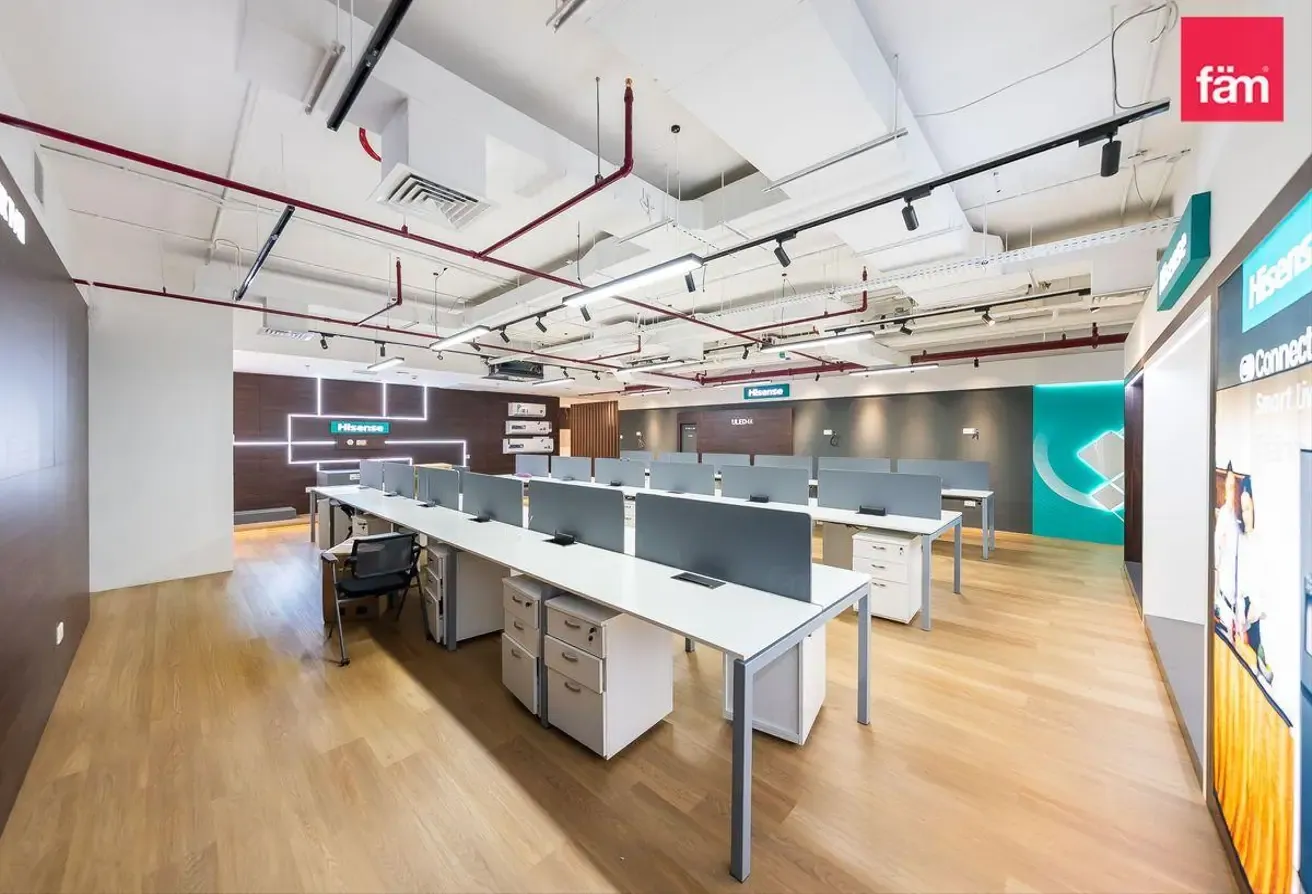 Executive Office | High Floor | Community Expert