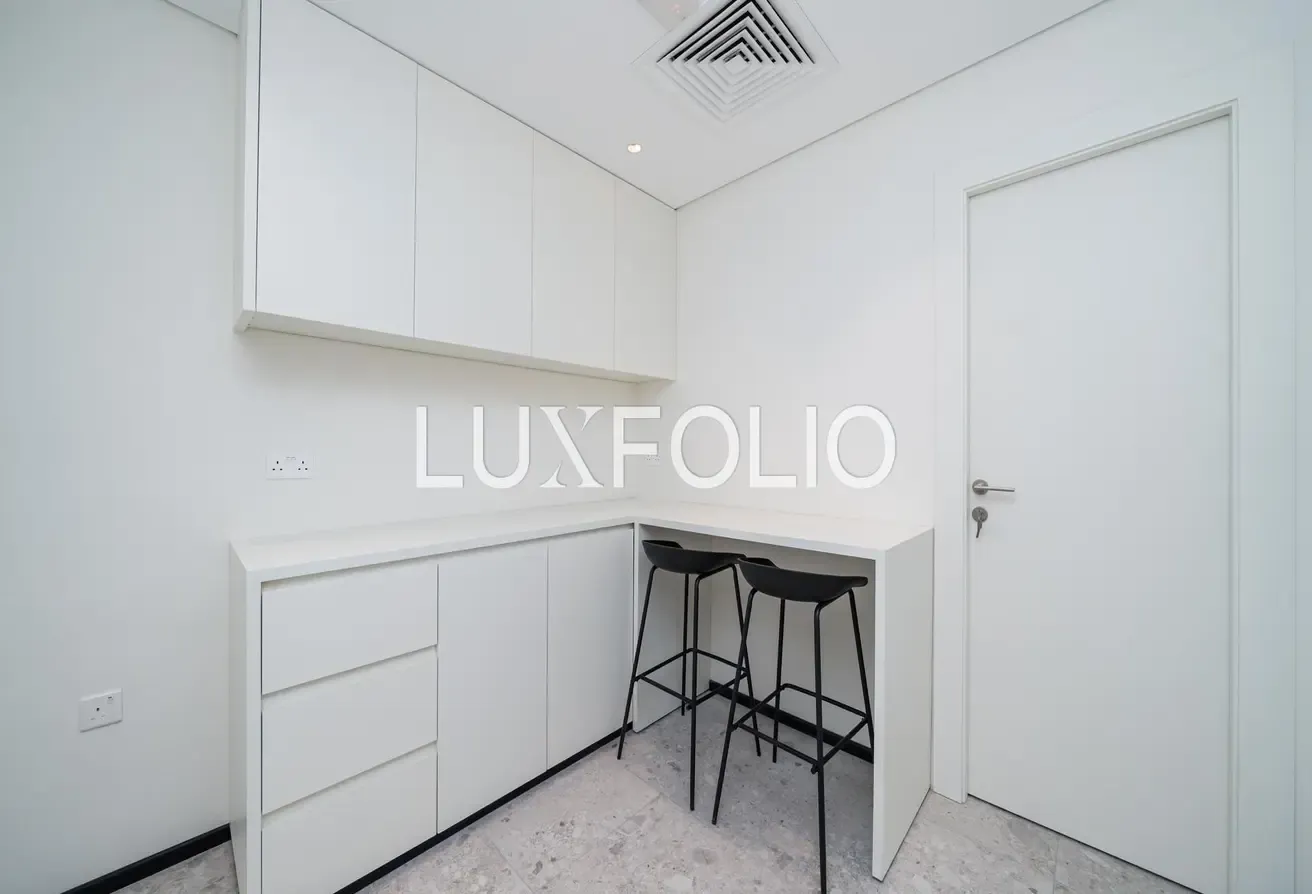 Luxury Furnished | High Floor | Corner Unit