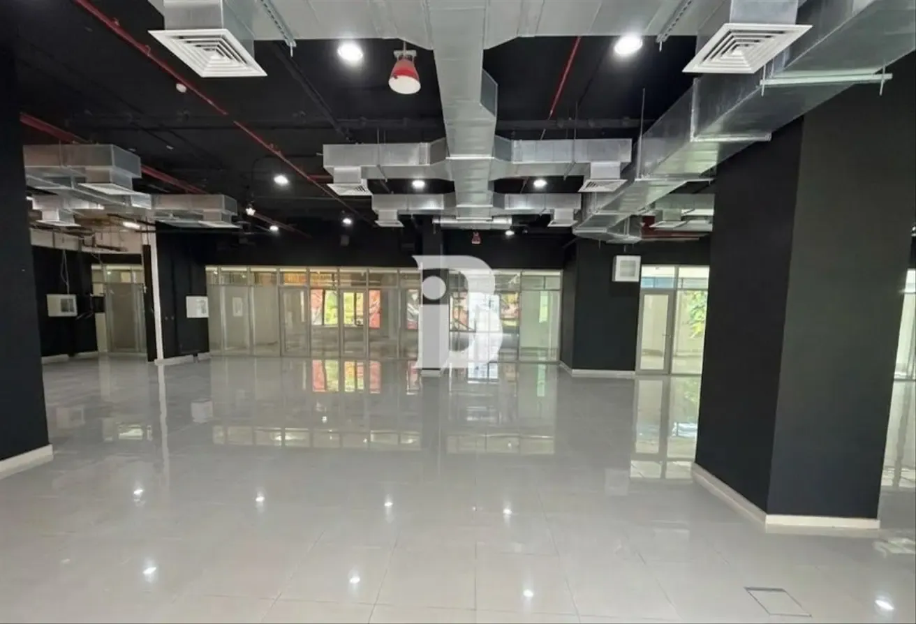 Flagship Retail  | Vacant | Ready to Operate
