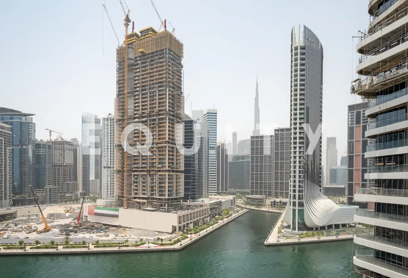Canal Views | Vacant Now | Modern Fit Out