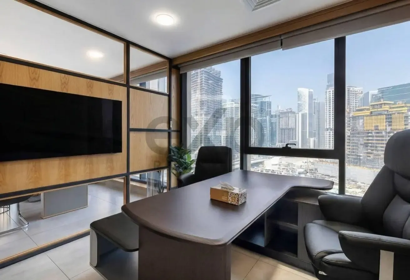 Corner Office  | High End Furnishing | Canal View