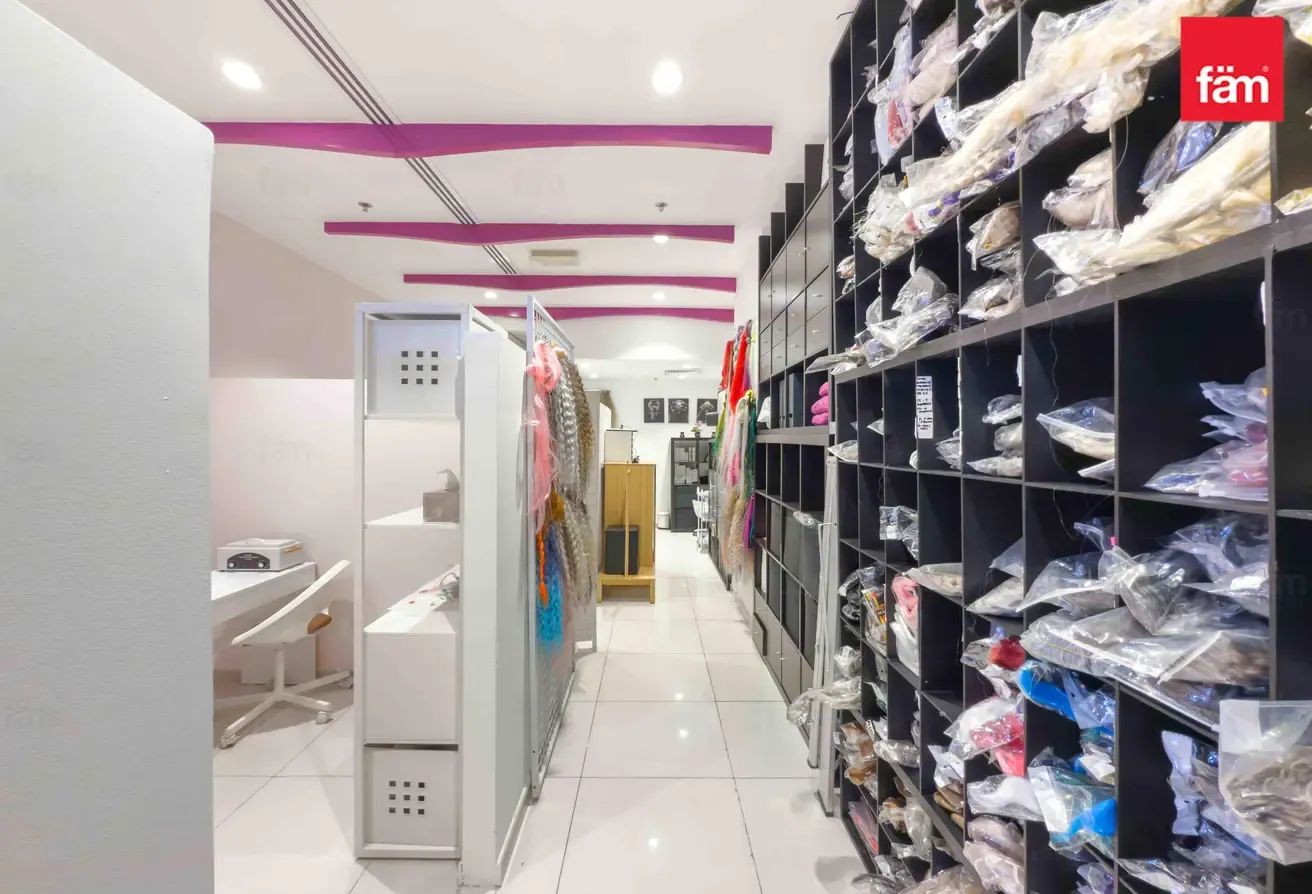 Retail I Prime Location I Vacant