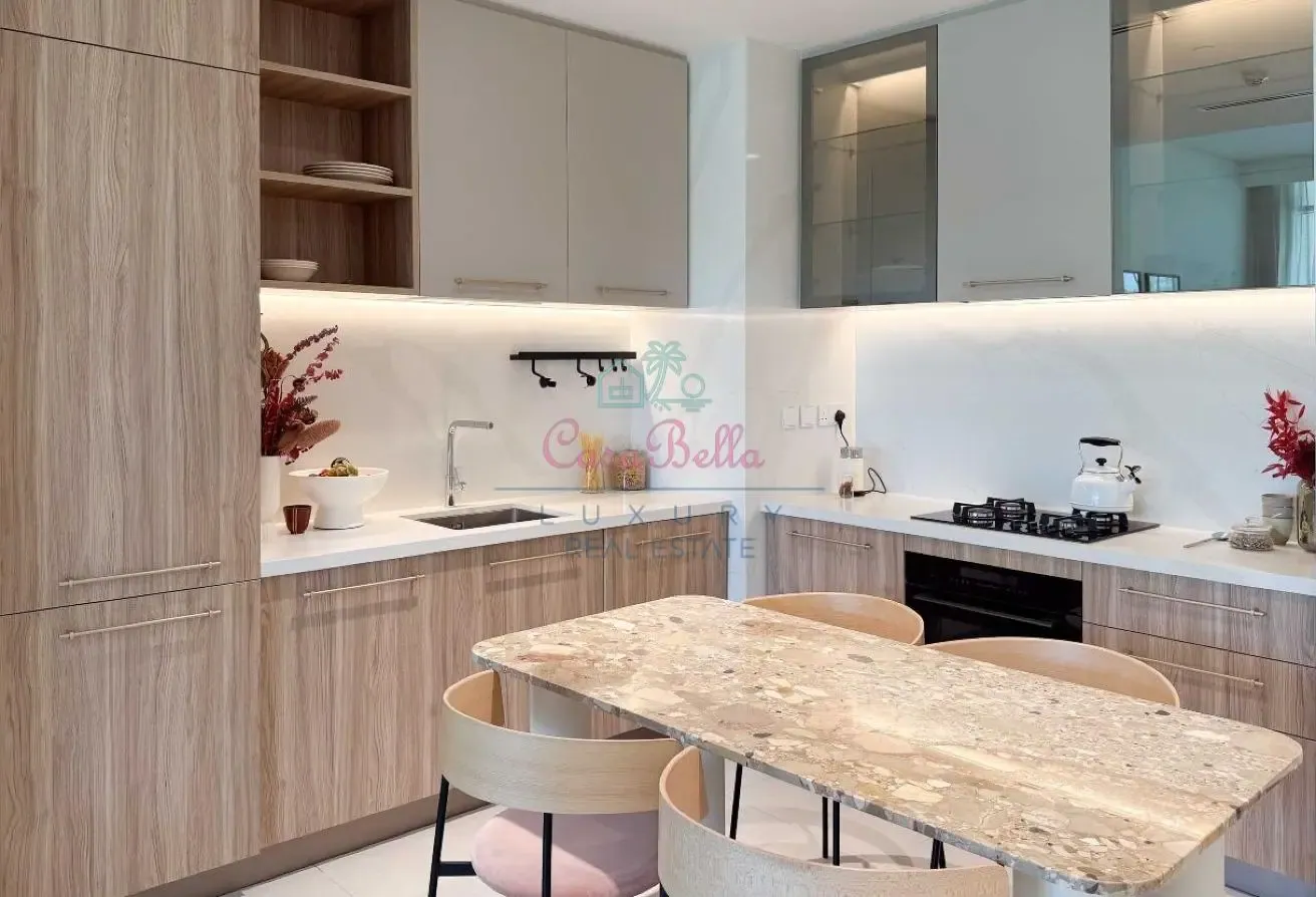 Exclusive 3BR Townhouse | Access to Park | Maid's