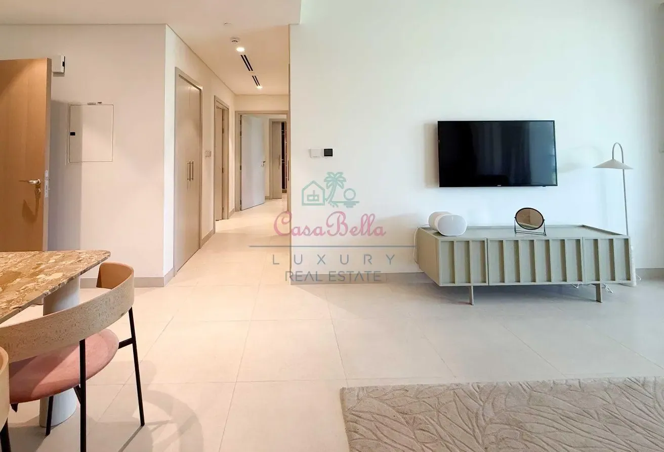 Exclusive 3BR Townhouse | Access to Park | Maid's