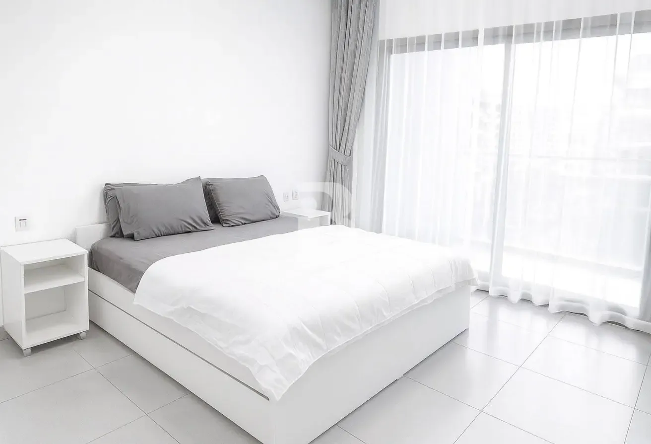 FULLY FURNISHED | READY TO MOVE | SPACIOUS LAYOUT