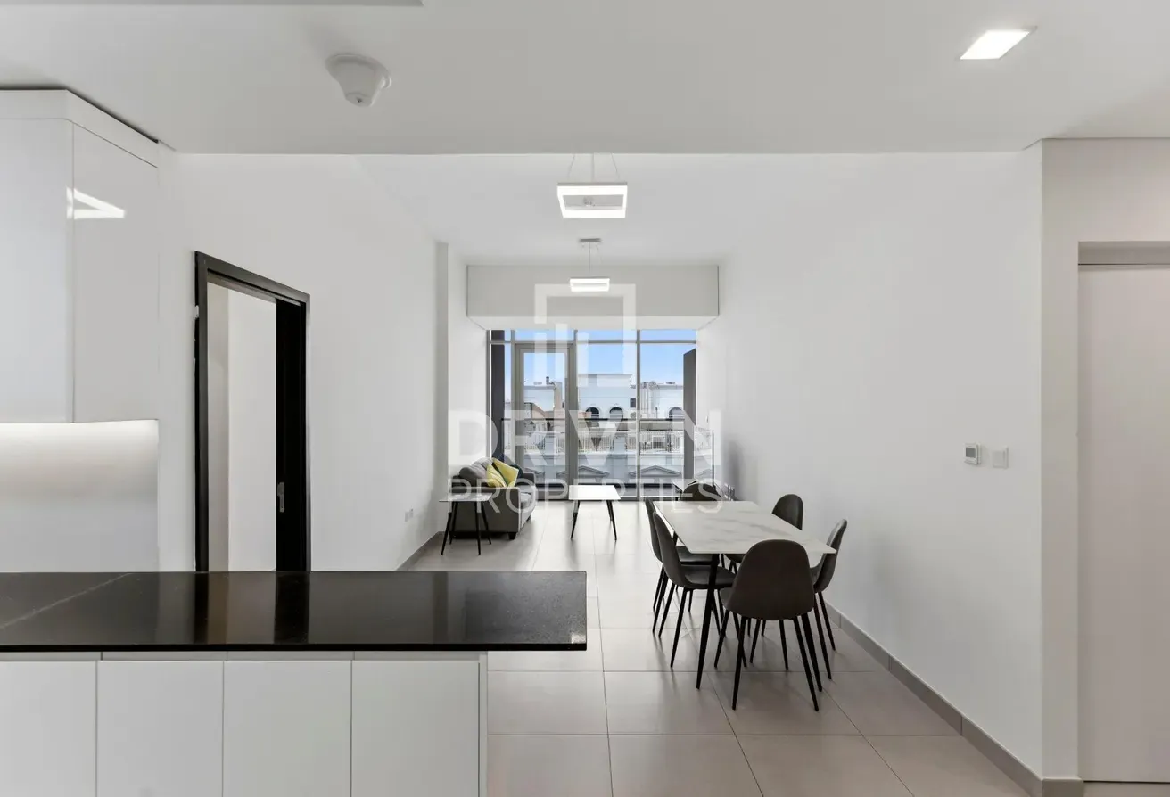 Corner Unit | Pool View | Spacious Layout