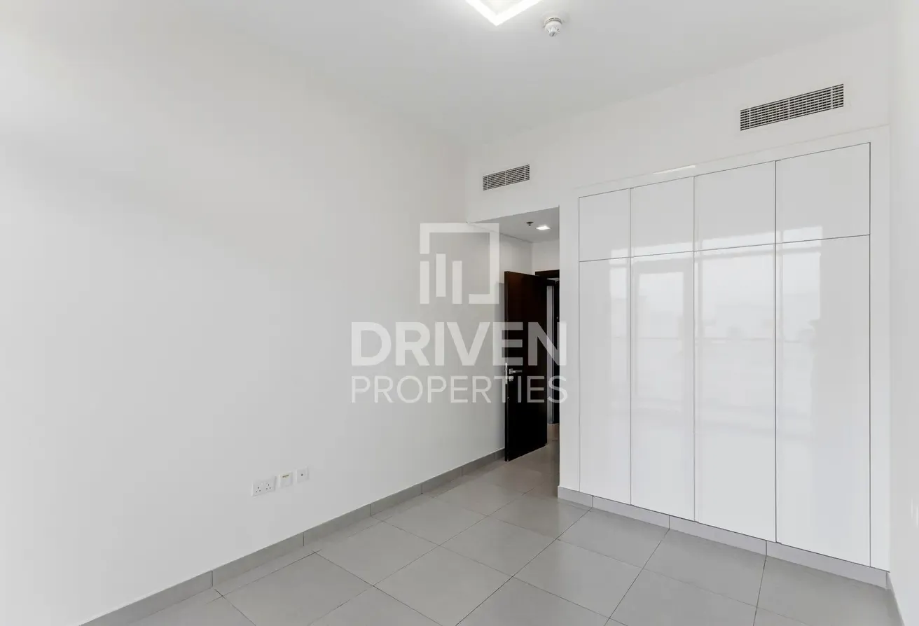 Corner Unit | Pool View | Spacious Layout