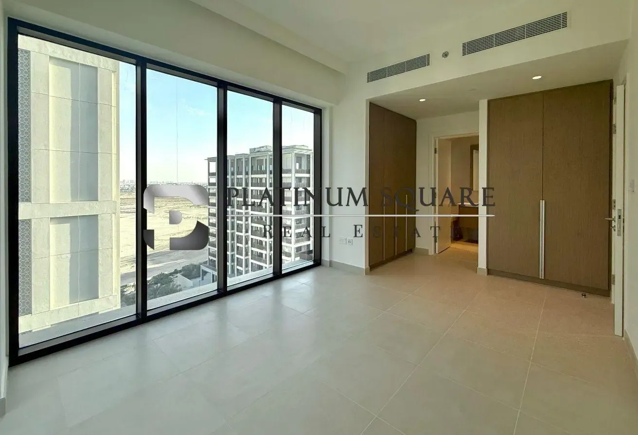 High Floor| Exclusive| Motivated Seller