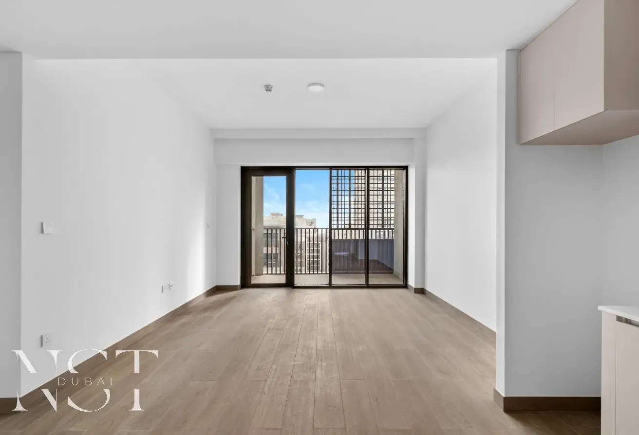 Exclusive | High Floor | Creek Beach View | Rented