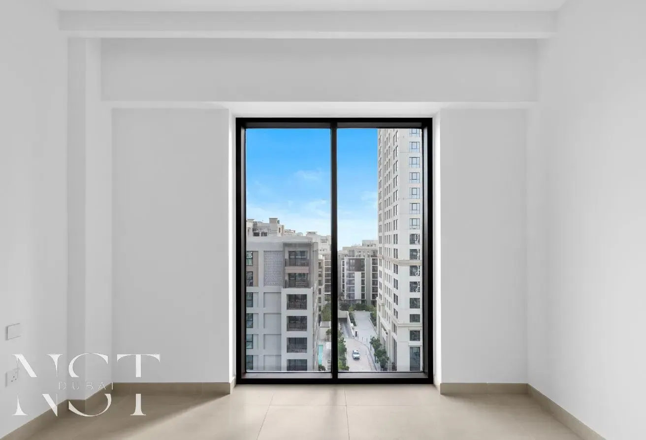 Exclusive | High Floor | Creek Beach View | Rented