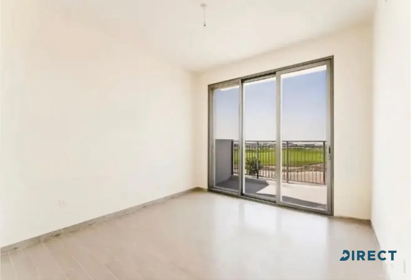 Large Plot Golf Backing | Luxury Handover Soon