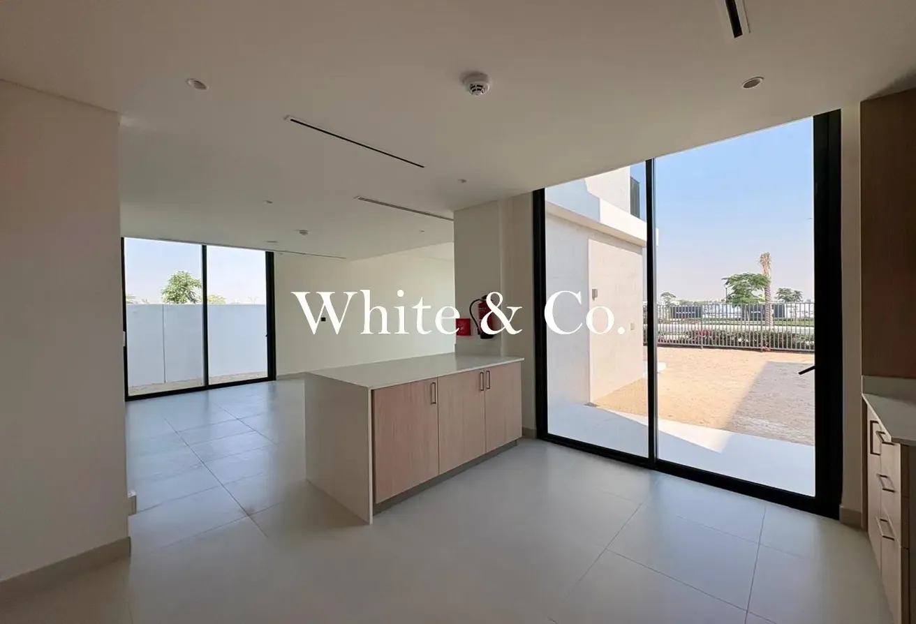 Genuine Resale| Hot Deal | Prime Location