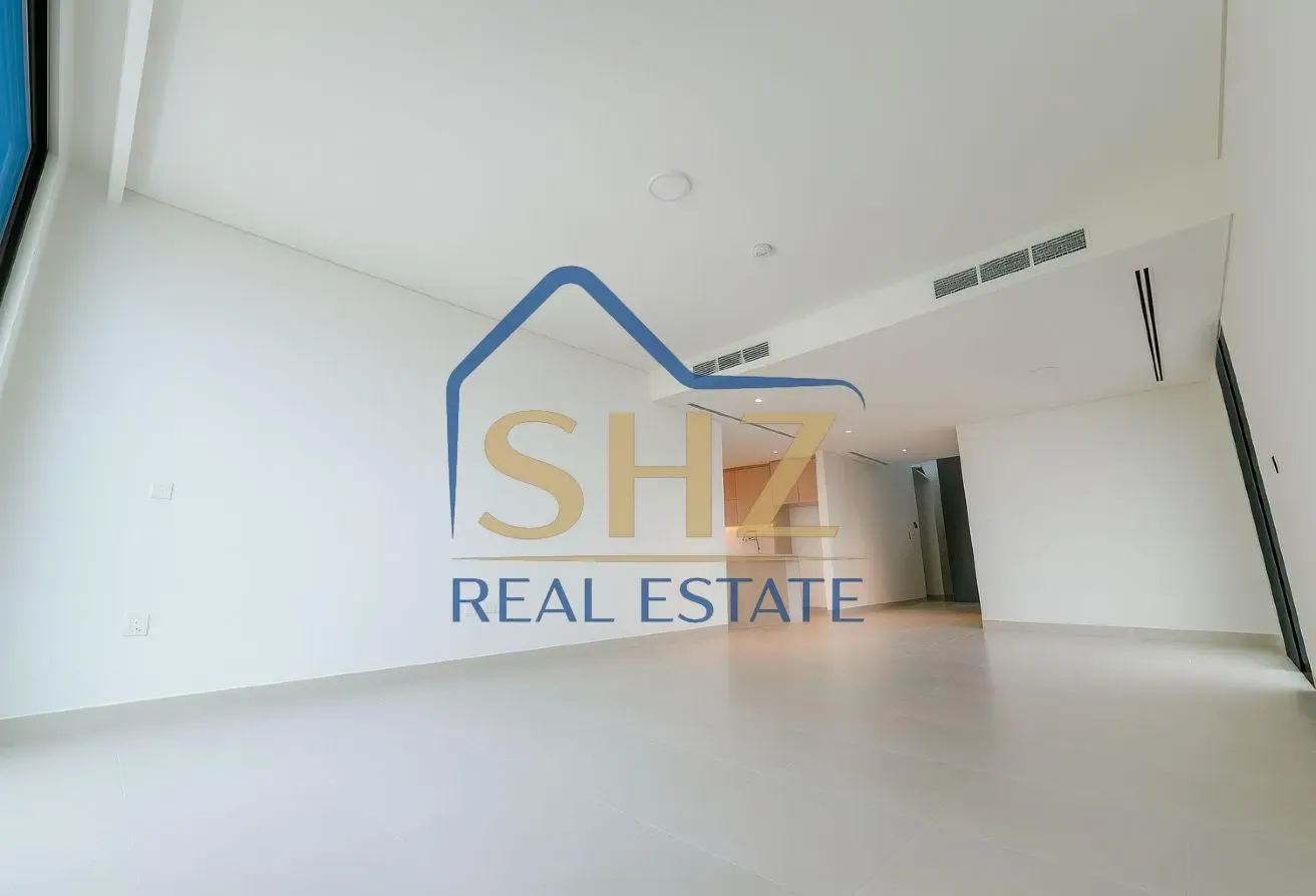 Single Row| Corner |Big Plot |Near the Golf Course