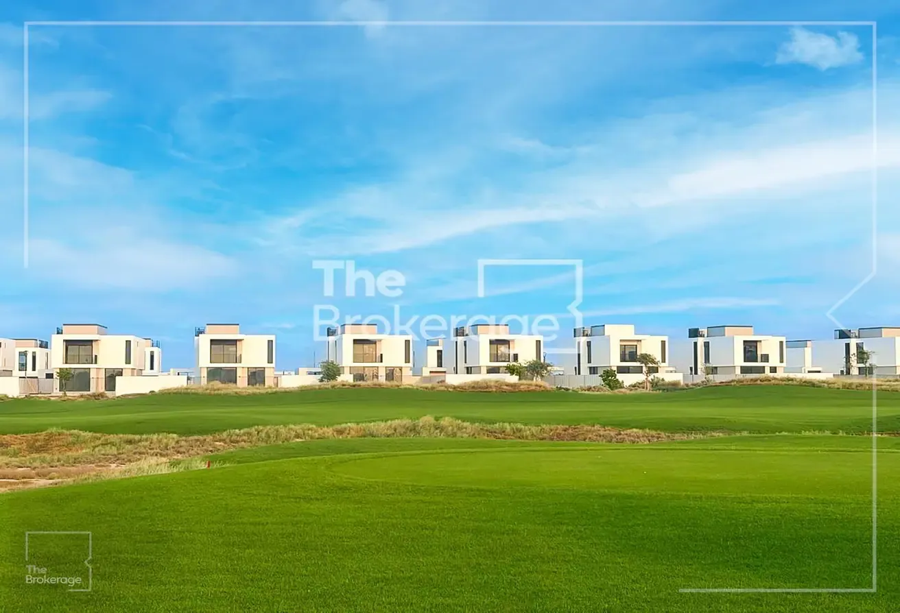 Luxury Living | Brand New | Golf Course Community